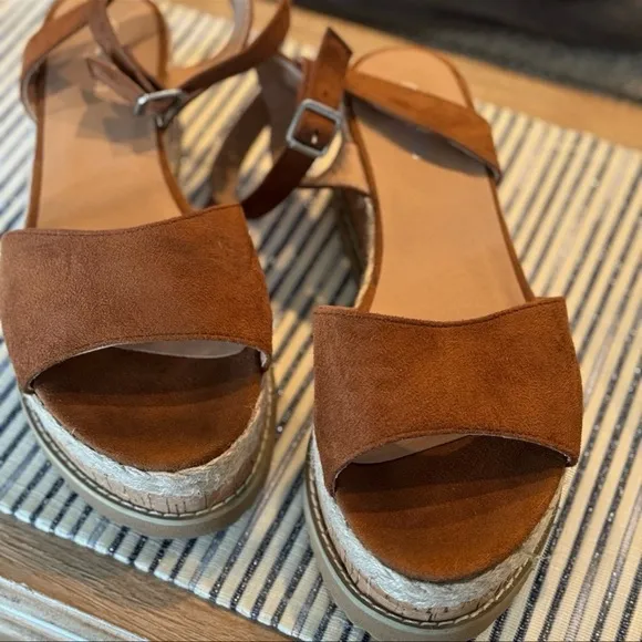 Boohoo Brown Sandals with Platform Espadrille Style Size 8 - Image 2