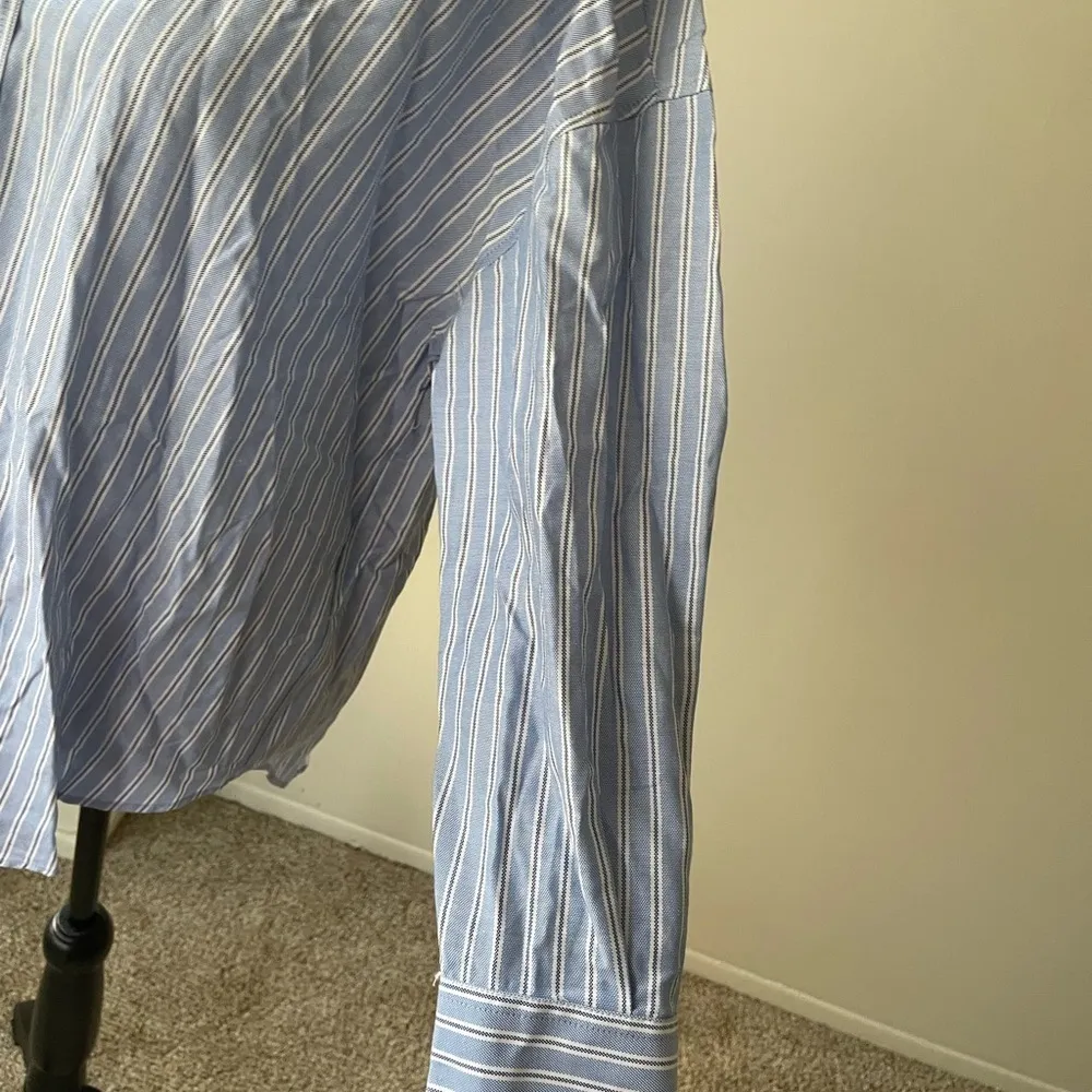 Zara Oxford Button Up Shirt Size Extra Small - Image 6