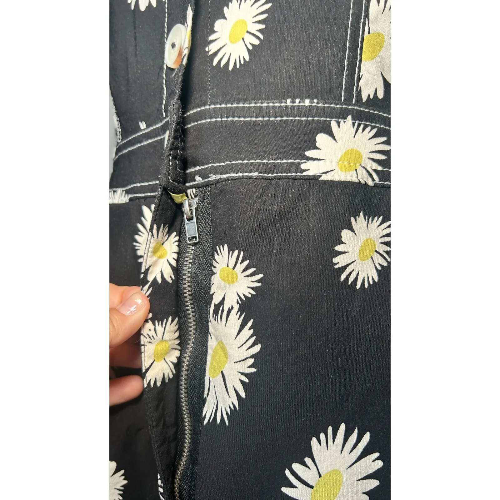 Maeve The Portside Colette Black Daisy Wide Leg Jumpsuit Button Front Size 12P - Image 7