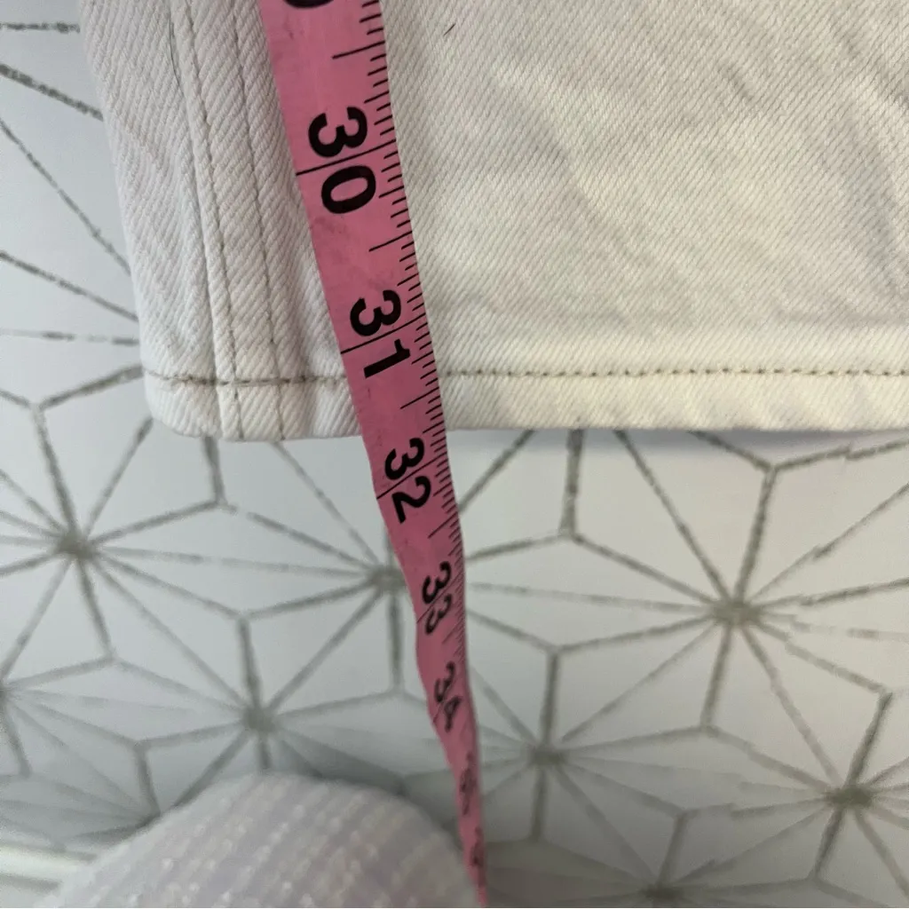 Abercrombie 90’s Straight Ultra High Rise 2L - Image 6