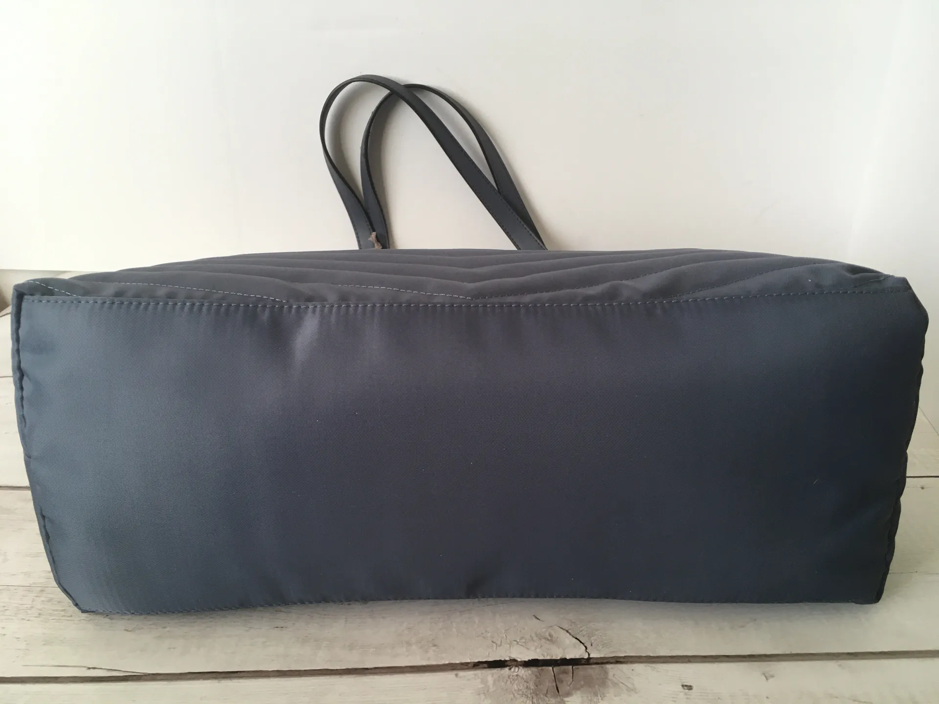 Quilted Tote Bag Gray - Image 5