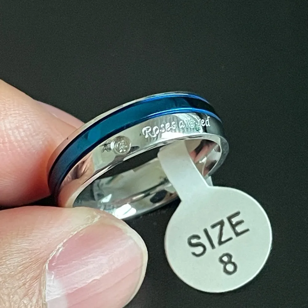 Blue silver titanium roses are red ring size 8 - Image 2
