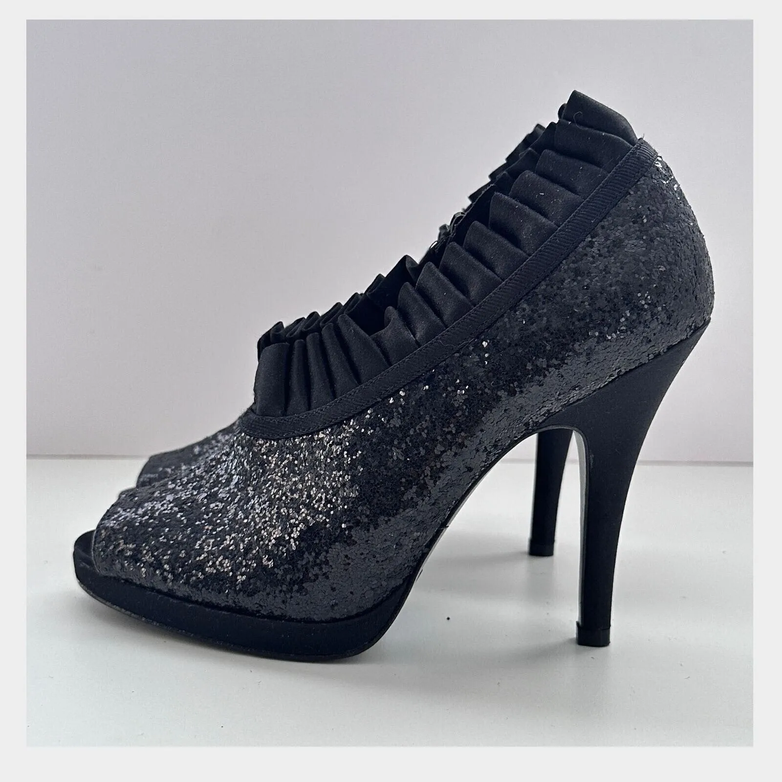 Nina Eveline Sz 8.5 Formal Cocktail Party Mob Wife Pump Sequin Ruffle High Heels Black - Image 4