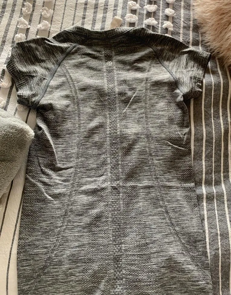 Lululemon top - Image 2