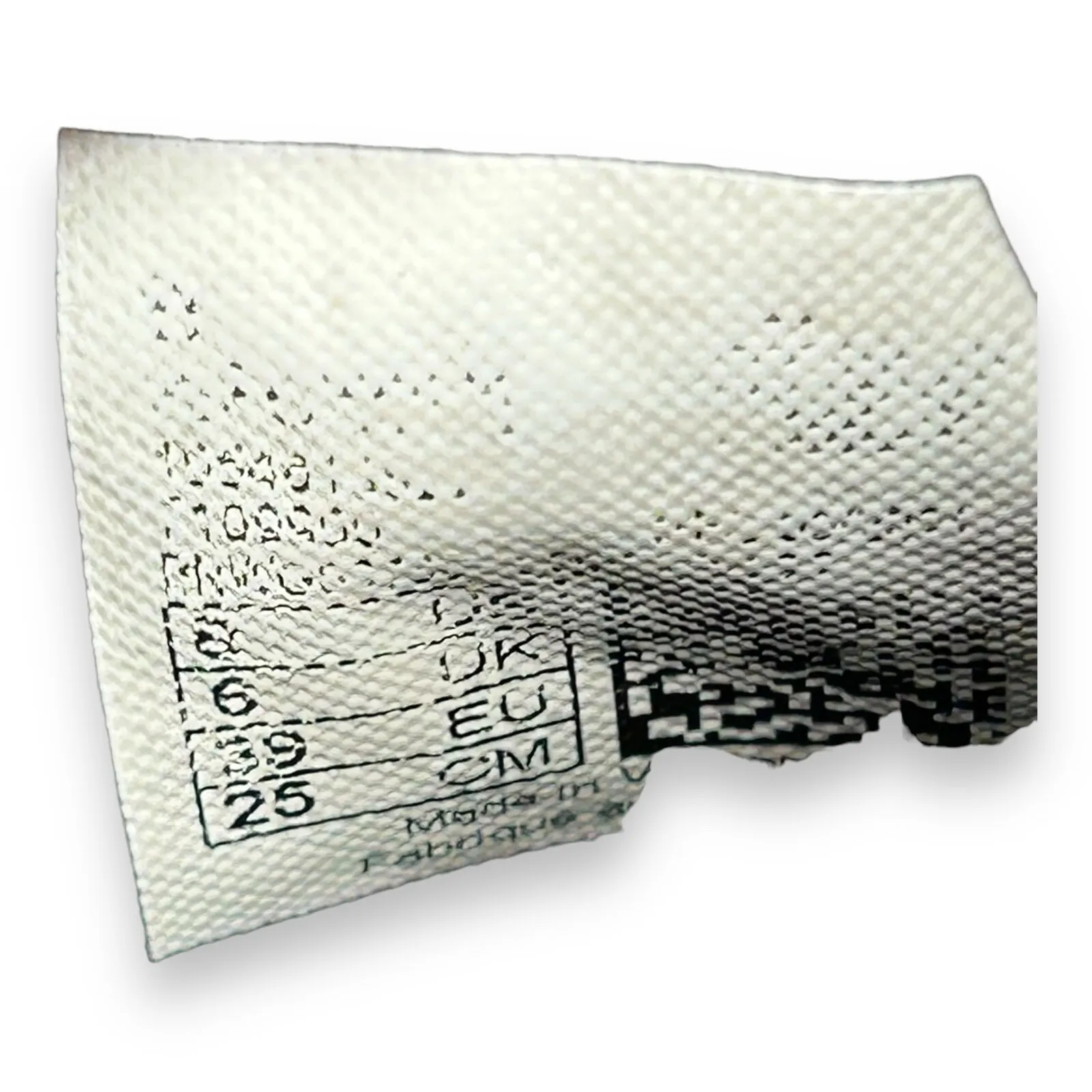 New Balance Fuel Cell Rebel V2 Running  Womens Size 8B Sneakers Athletic Shoes - Image 8