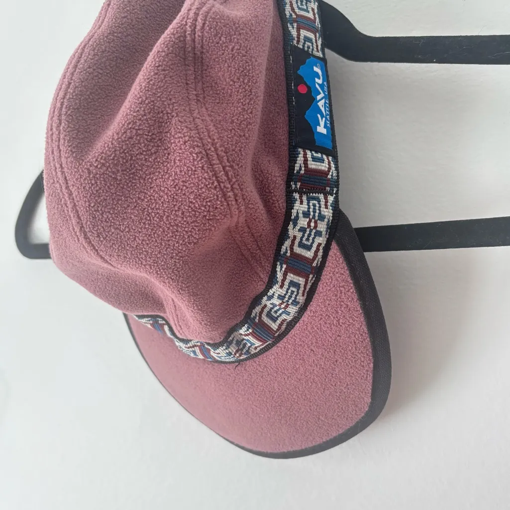 Kavu Fleece Strapcap Hat Rose Brown Polar Fleece Outdoor Activewear Athleisure - Image 4