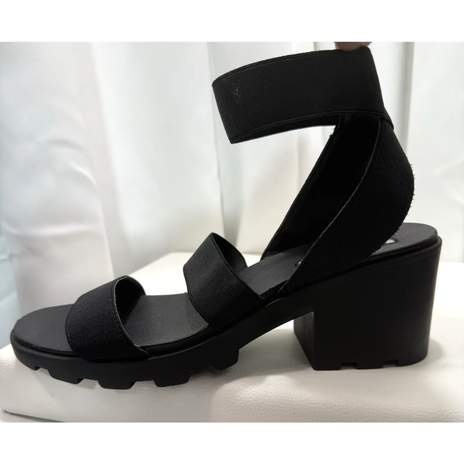 STEVE MADDEN Comfort Black Elastic Fabric Block Heel Sandal Shoes Size 10 - Image 5