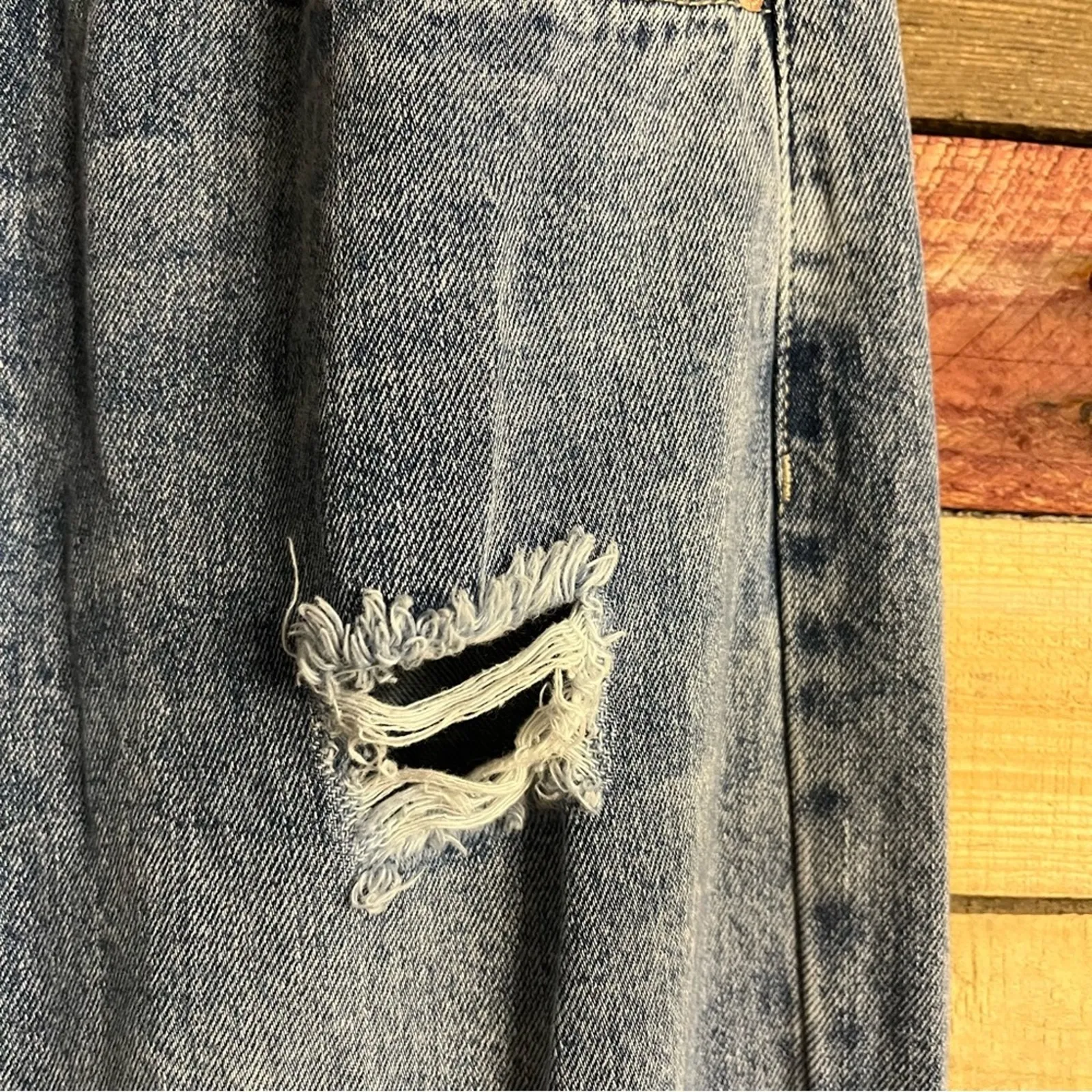 YMI‎ Distressed Jeans 13/31 - Image 5