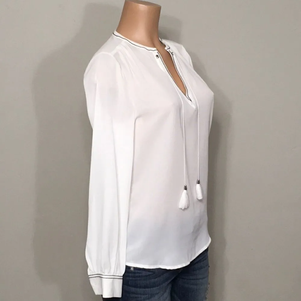 New. Ivanka Trump long sleeve top. - Image 4
