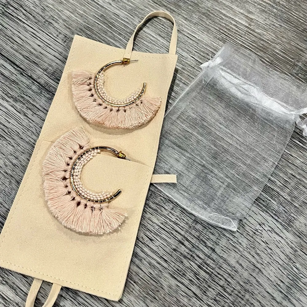 Stella & Dot Elegant blush beaded and Fringe Hoop Earrings (gold) - Image 3