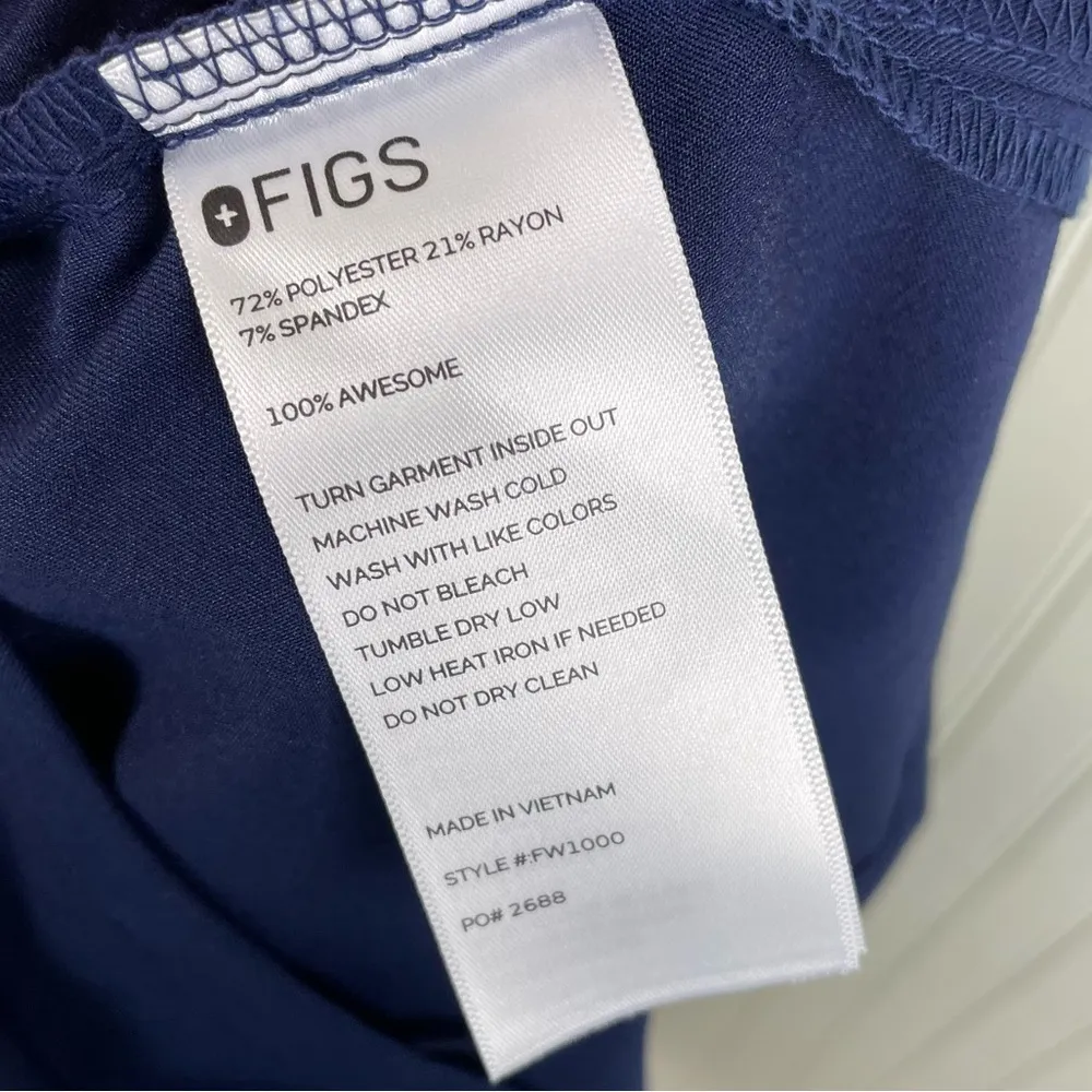 Figs Catarina One Pocket Scrub Top Navy Blue Aya Healthcare Embroidered Size XS - Image 5