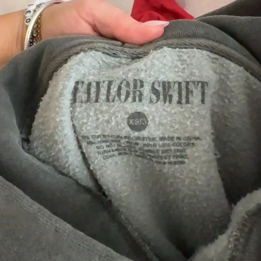 Taylor Swift Reputation Hoodie sweatshirt snakes no explanation merch eras - Image 3