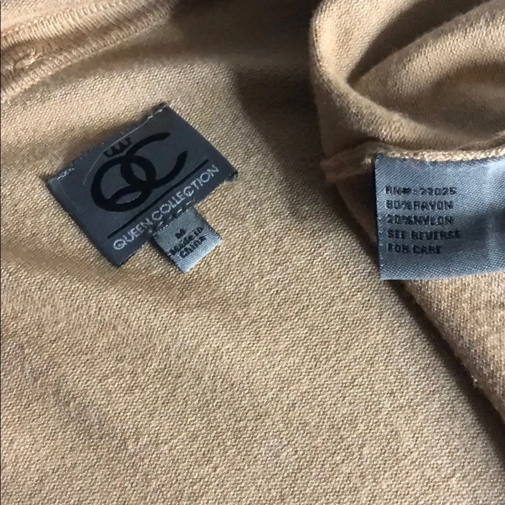 Queen Collection Cardigan Sz M Size M - Image 6