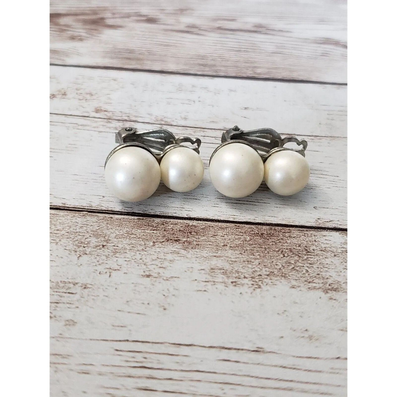 Vintage Clip On Earrings Two Faux Pearls / Faux Pearl Duo 7/8" - Image 2