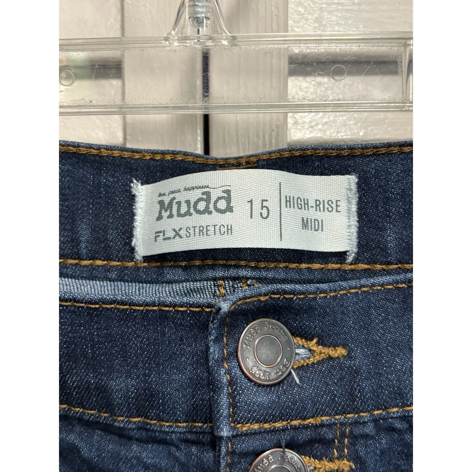 Mudd FLX Juniors Dark Mid Jean Shorts Raw‎ Hem Size 15 Distressed Button Fly - Image 4