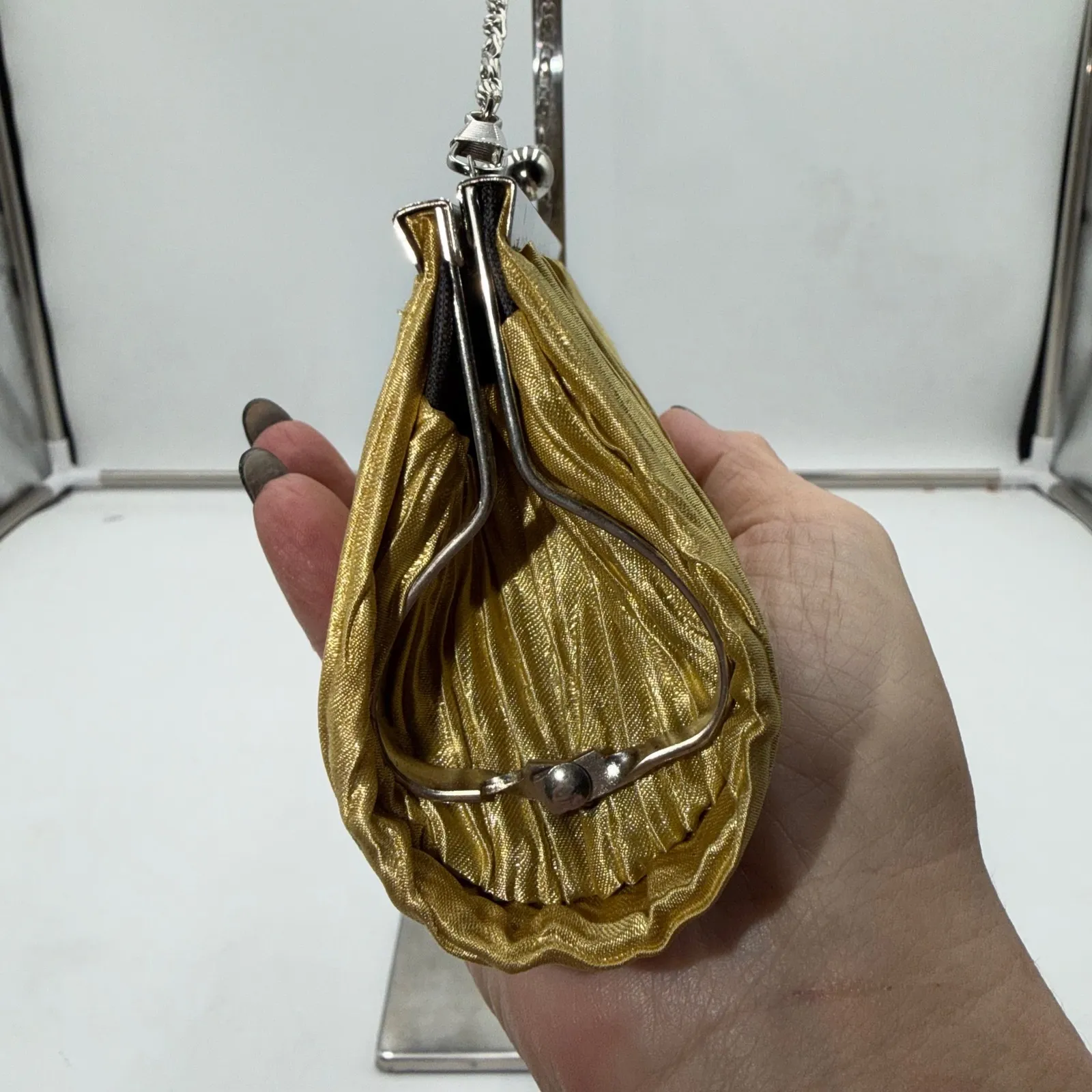 Vintage Gold Ruched Evening Clutch Chain Strap Evening Bag Formal Party Clutch - Image 5