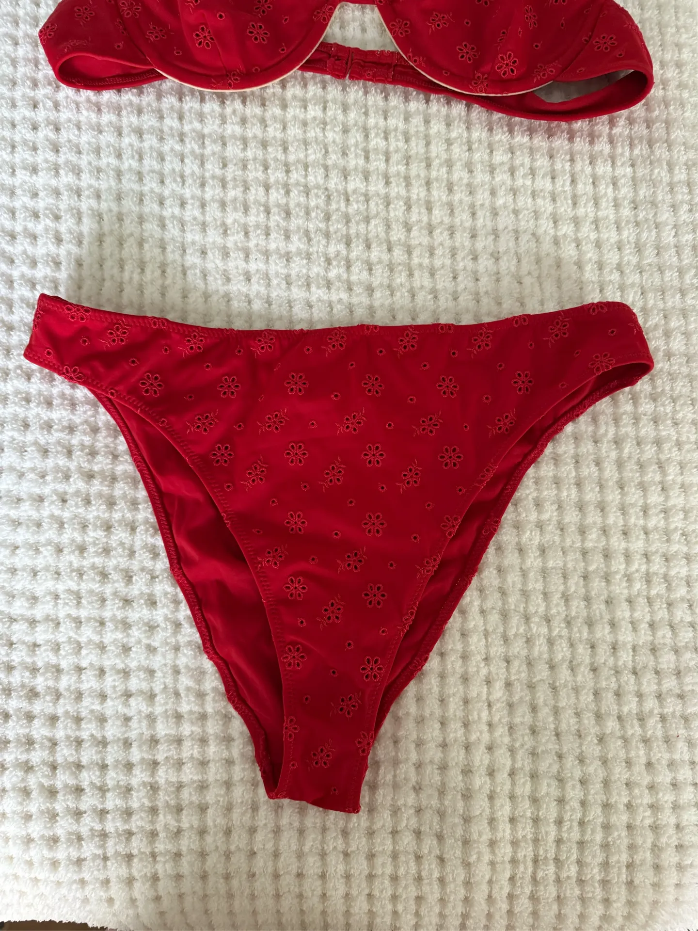 Red Bikini - Image 5