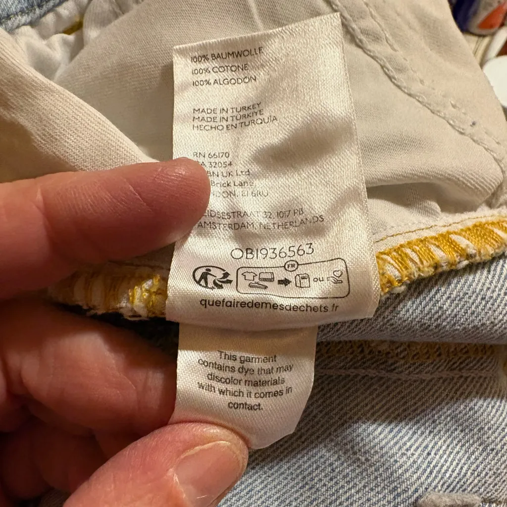 Anthropologie Pilcro Adi Regenerative Cotton Mid-Rise Flare Jeans in Safie Wash - Image 11