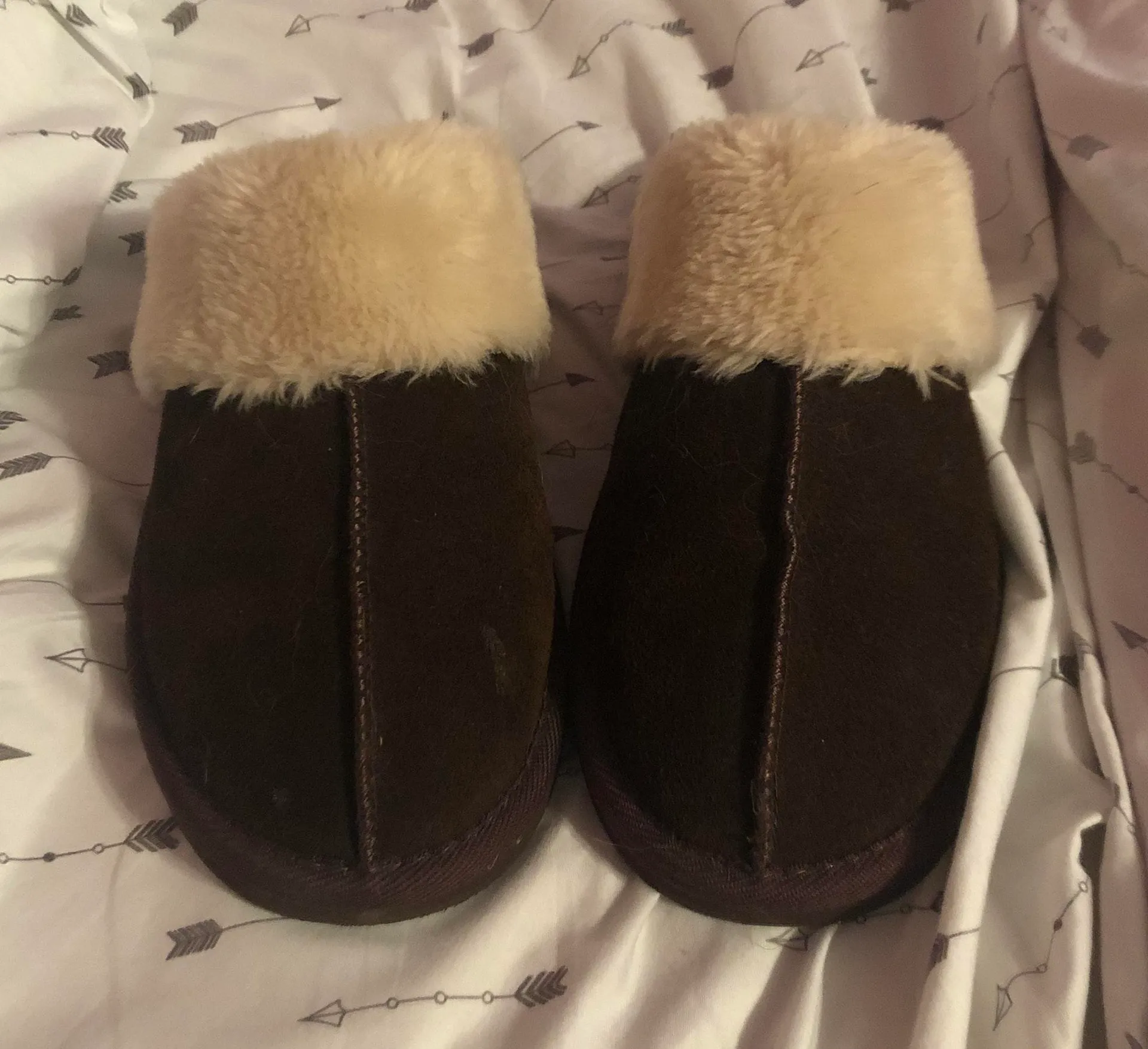 Minnetonka Slippers - Image 2