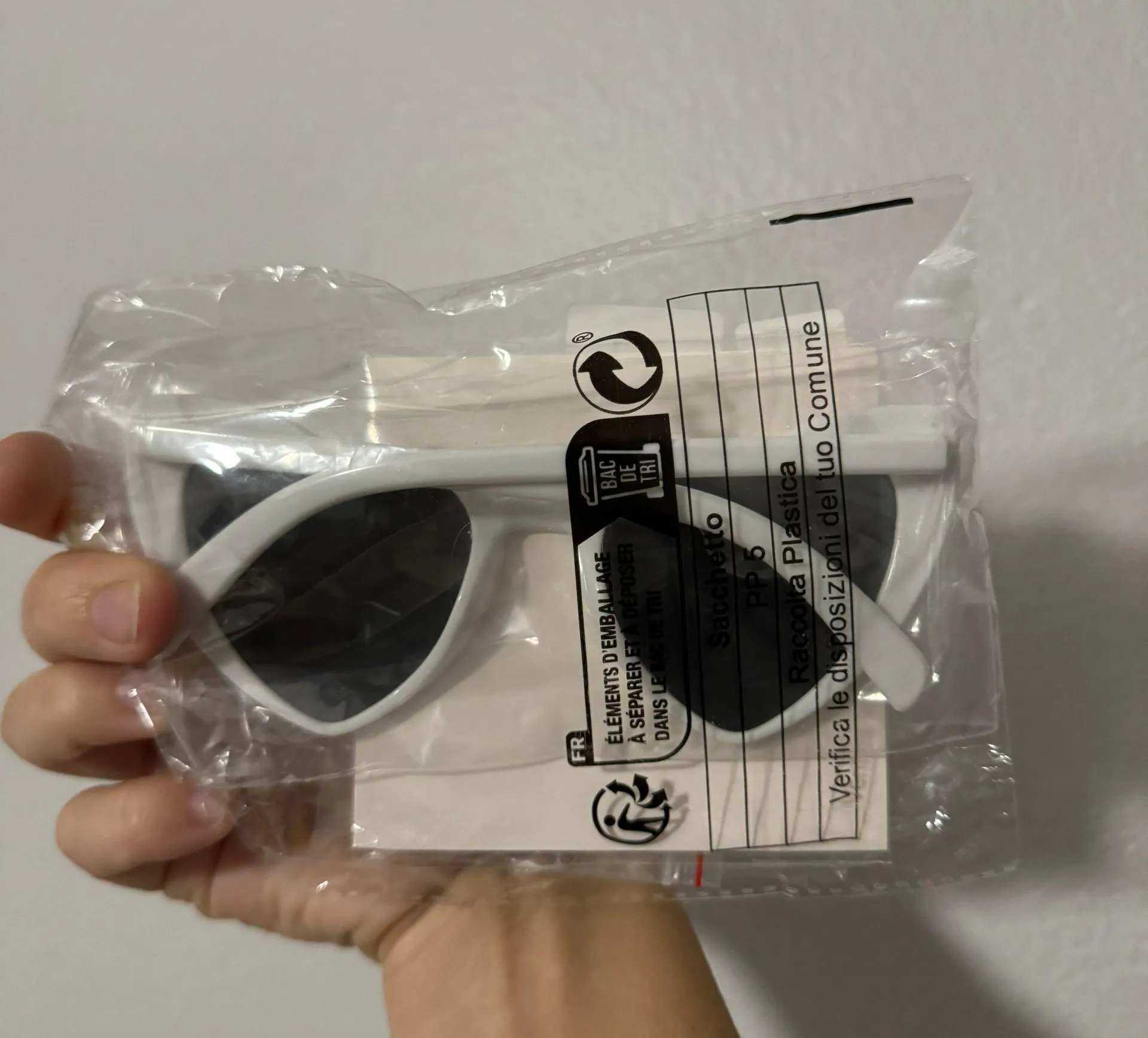 DIY Bride To Be Sunglass Kit - Image 3