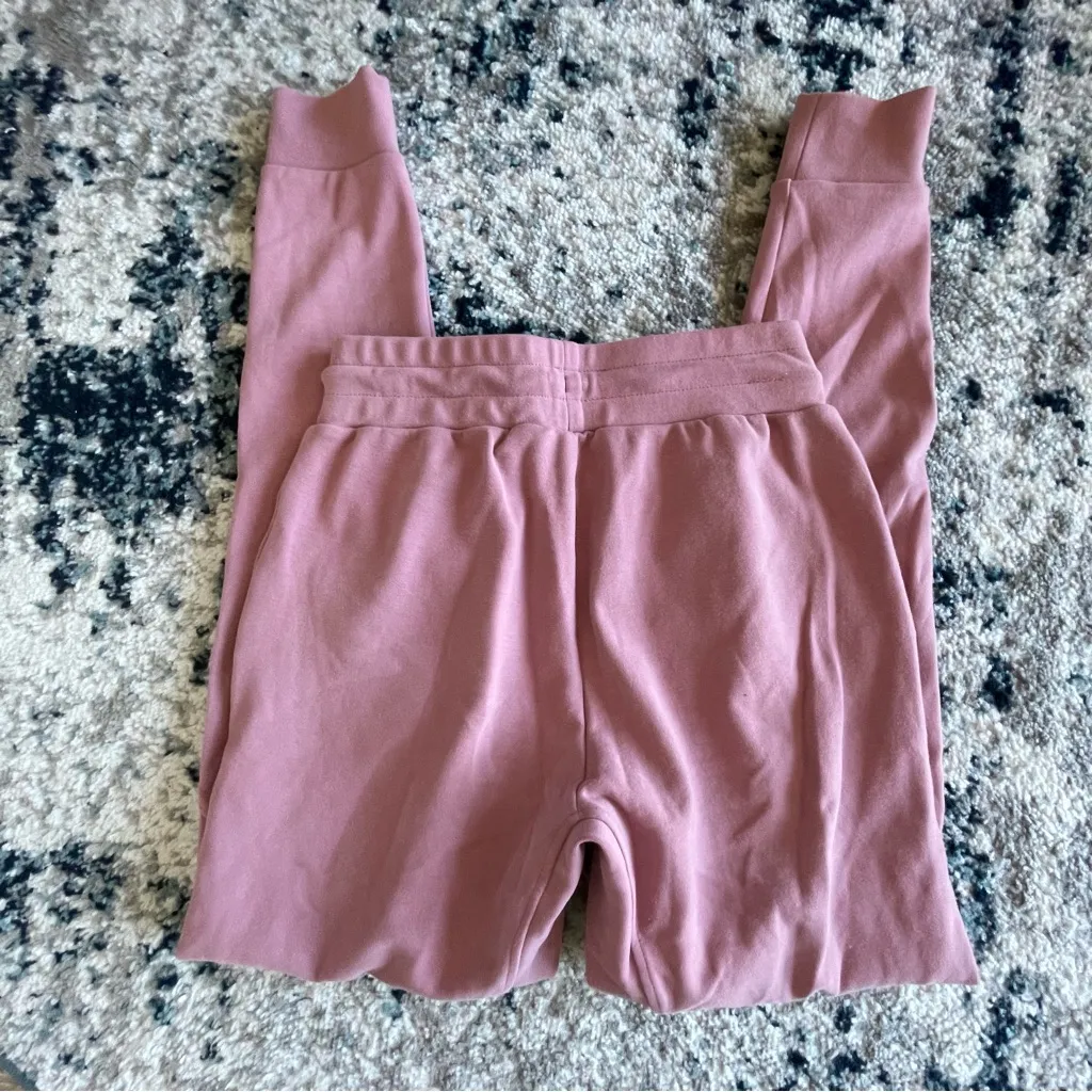 Alphalete  Joggers - Image 3