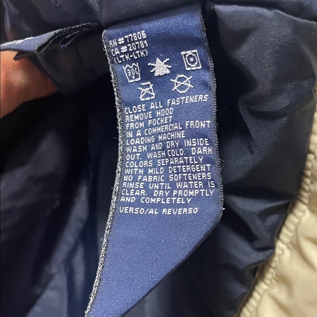 Vintage 90’s Tommy Hilfiger Spell Out Logo Jacket - Unisex - Image 6