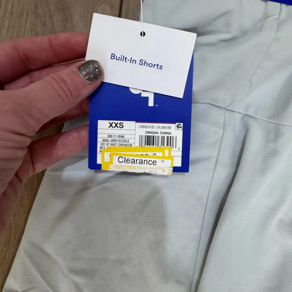 Joylab silver skort- size XXS - Image 7