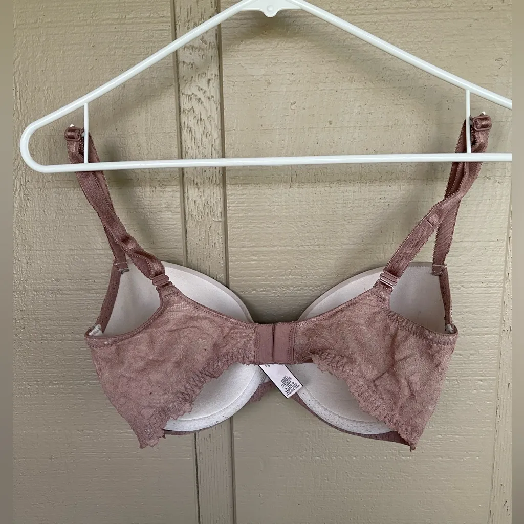 Lace Trimmed Underwire Bra in Brown and Cream - Image 2