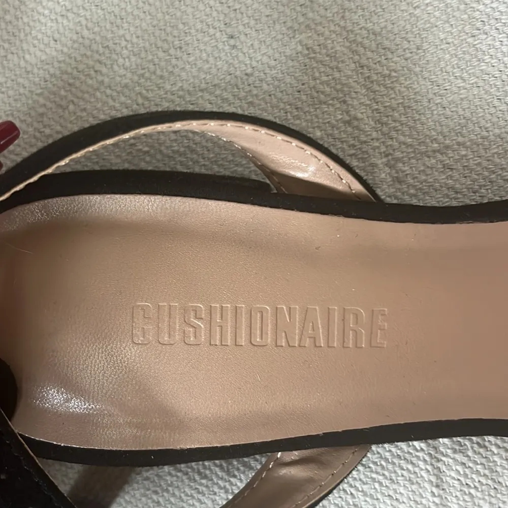 Women’s Cushionaire heels - Image 3