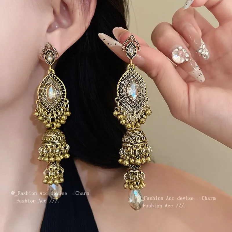 Elegant Gold Tone Dangle Earrings - Image 2