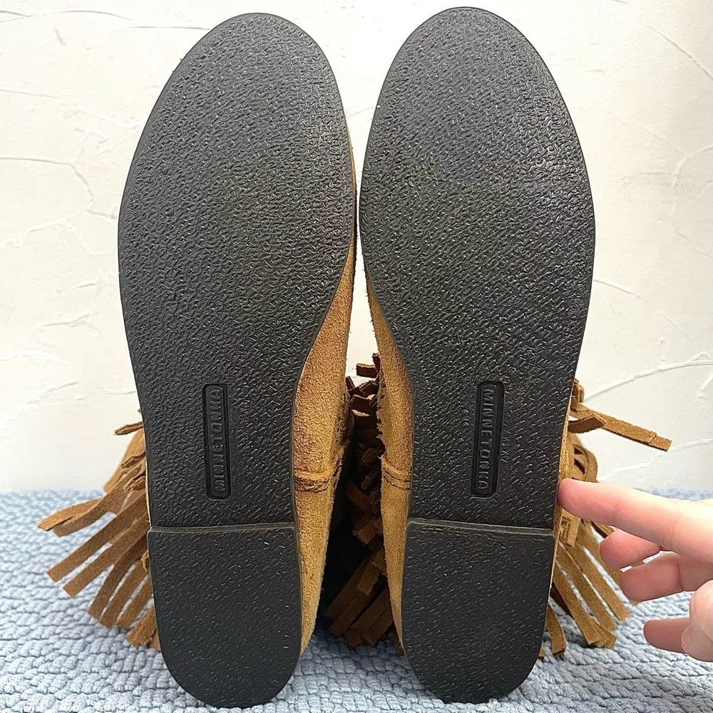 NWOB  3-Layer Fringe Pull-On Boot in Taupe - Image 9