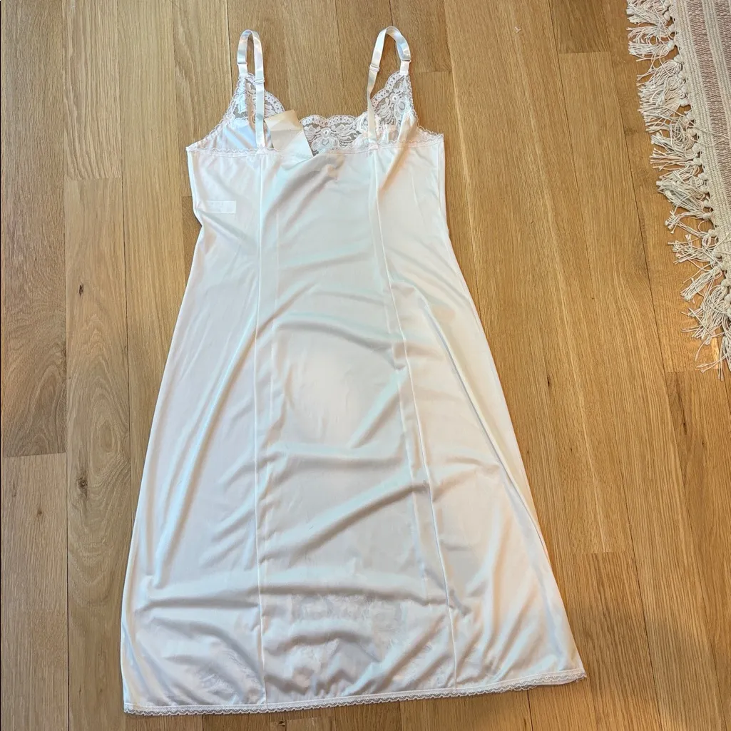Vtg Olga Slip Dress Knee Length Cream NWT Deadstock Size Small White - Image 4