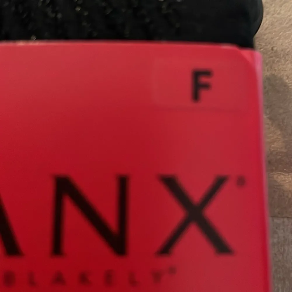 Spanx Plus Tights Patterned Diagonal Contrast Leg Shaping Black F(240-300) NIP - Image 2