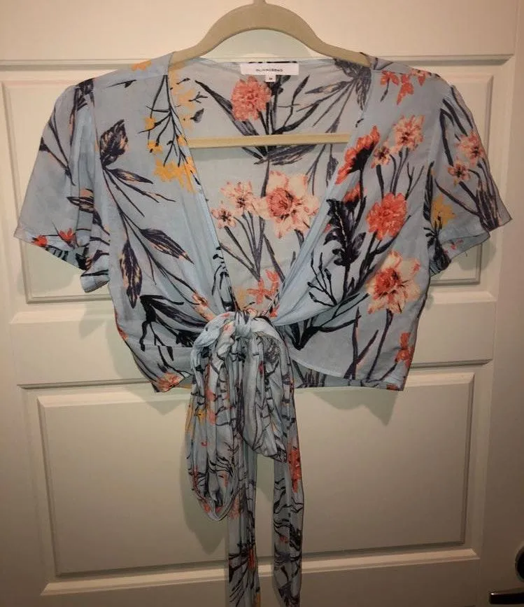 Olivaceous Blue Floral Top - Image 4