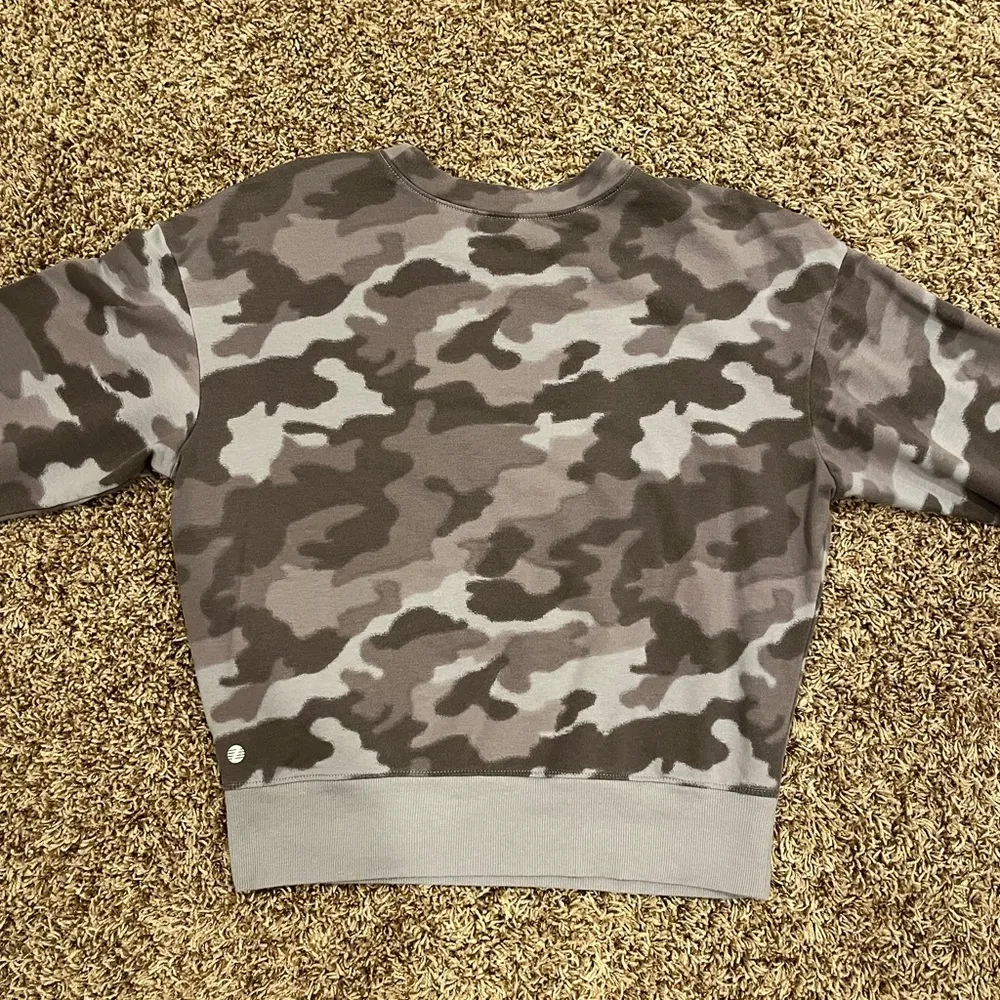 Z By Zella Camo Blur Print Sweatshirt & Sweatpants Tracksuit Set - Image 4