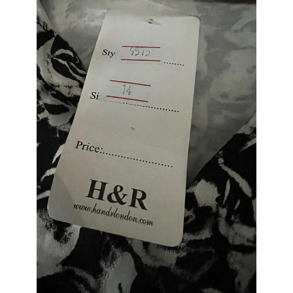 Hearts & Roses Black Black Cream Rose Tea Dress Floral Retro Newsprint Swing Size 10 - Image 6