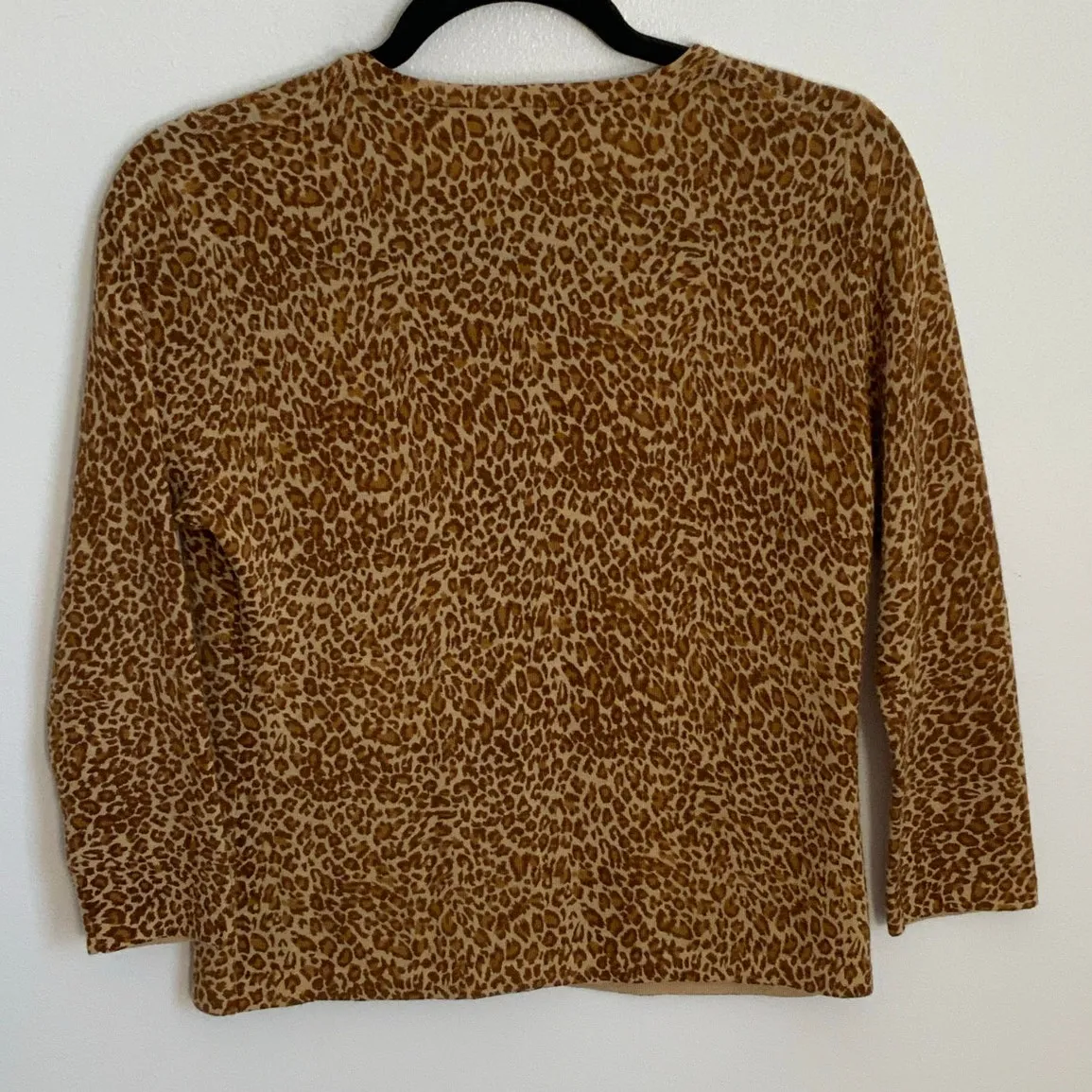 Garnet Hill Merino Leopard Cardigan‎ size small - Image 4