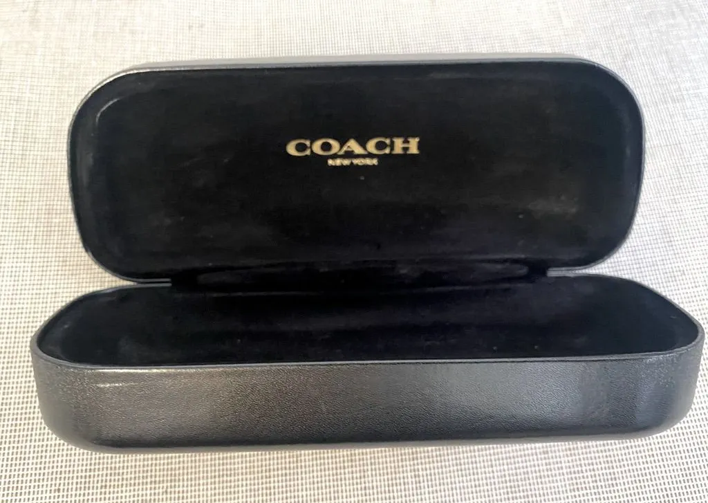 COACH SUNGLASSES CASE - Image 2