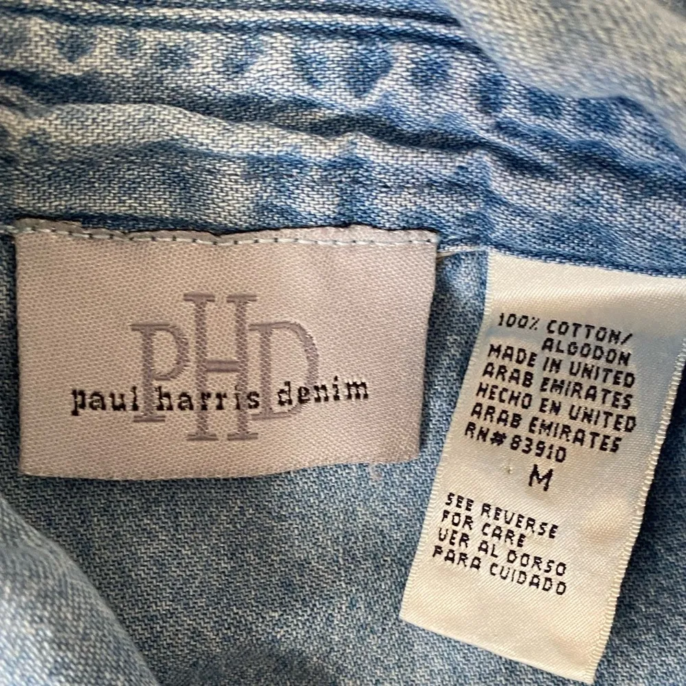 Vintage Paul Harris Design Embroidered Floral Denim Button Up, Size Medium Blue - Image 4