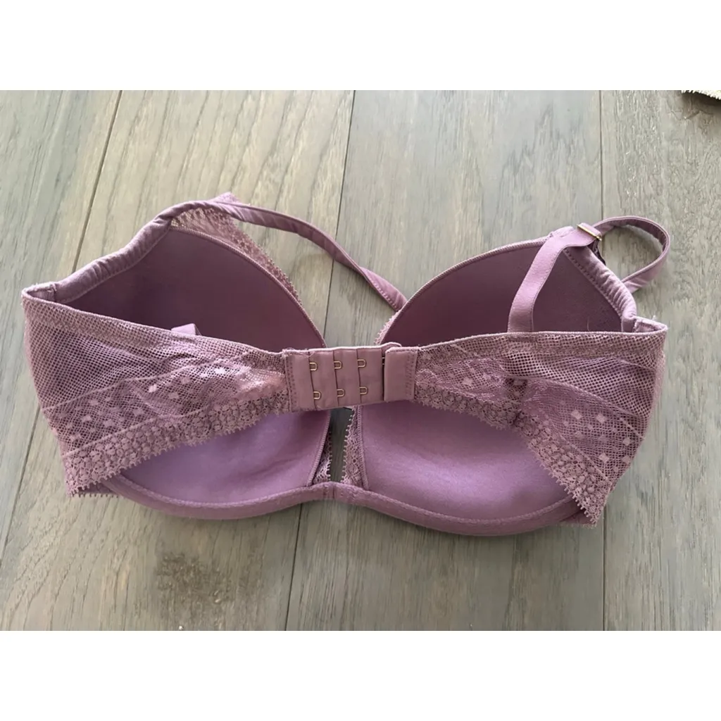 Women's Victoria's Secret Bras 32DDD Purple & Beige Plunge - Set of 2 - Image 4