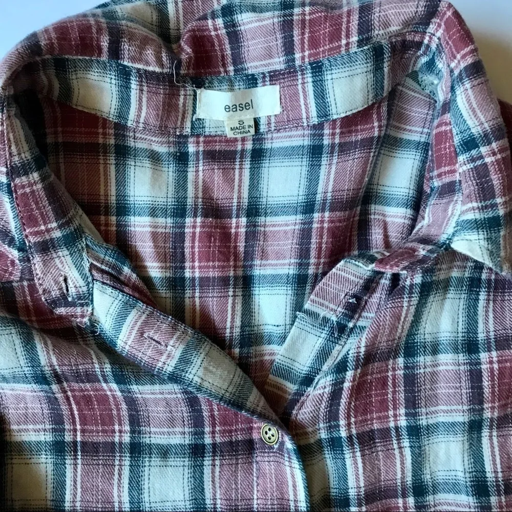 Easel Flowy Plaid Peplum Button Up Top Size Small - Image 5