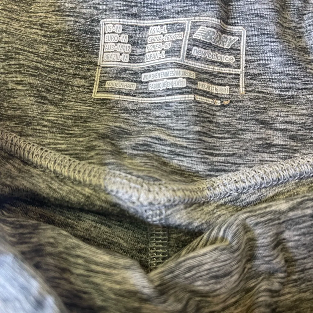 New Balance NB Dry Leggings with Side Pockets – Gray Heather/Navy – Women’s M - Image 3