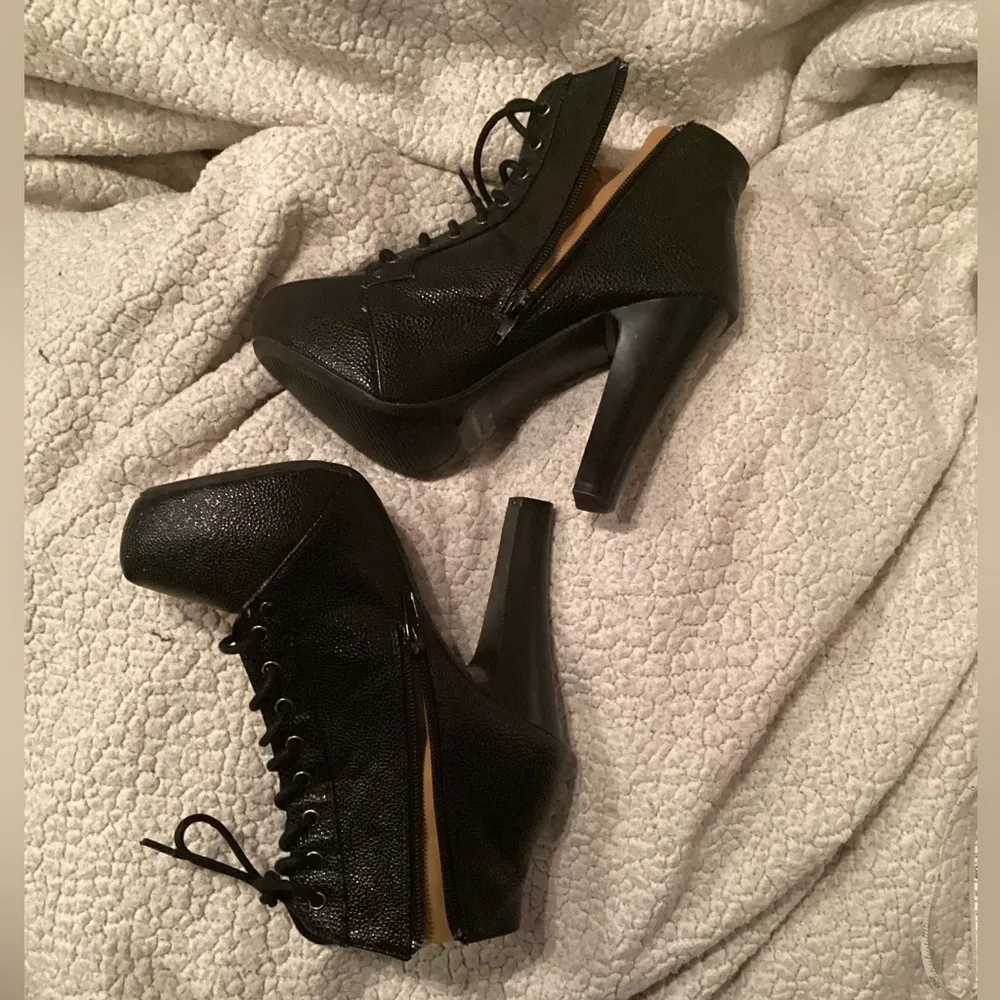Charolette Russe Women's Black Ankle Boots. Zip or Lace up Platform block Heels - Image 3