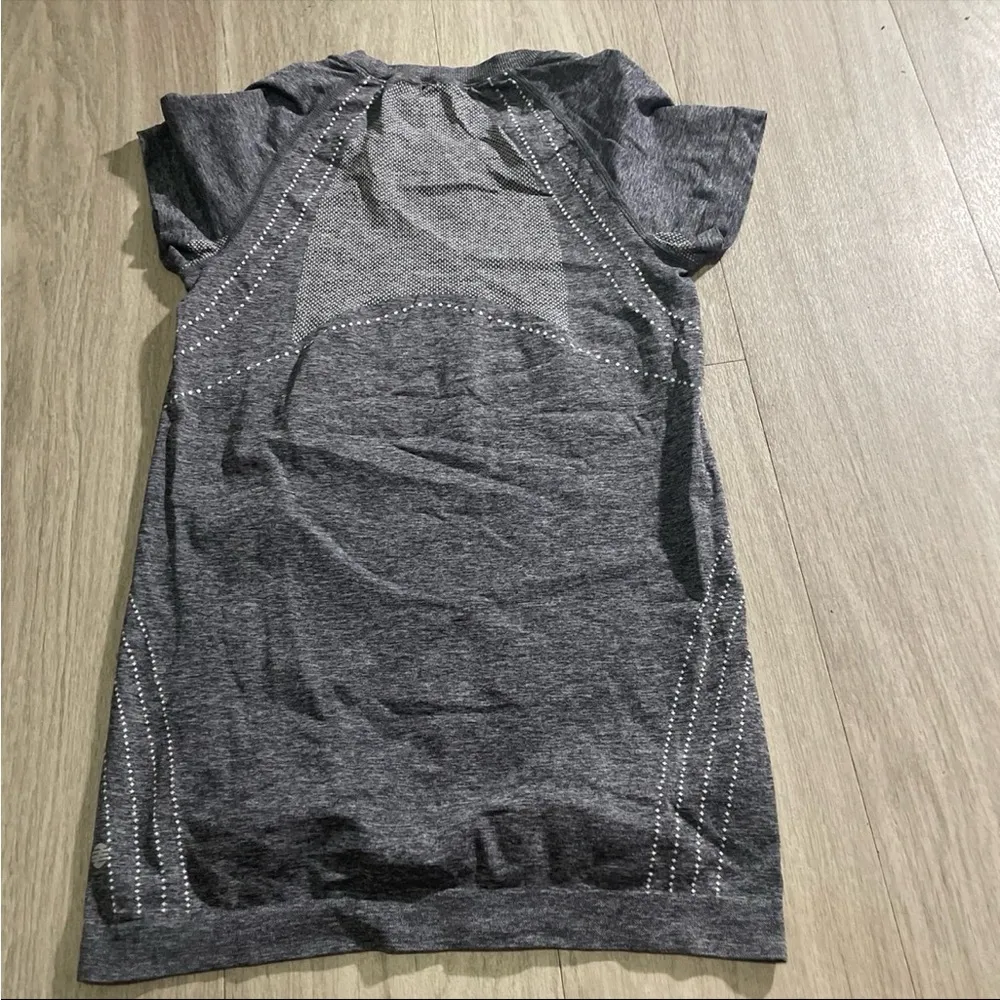 Zella Heather Gray T-Shirt - Image 3