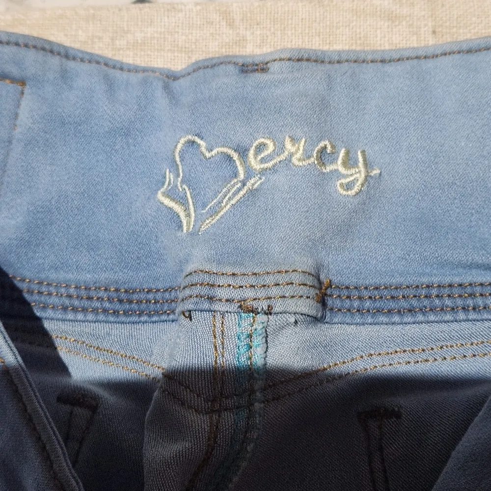 MERCY Light Blue Authentic Skinny Colombian Butt Lift Jeans Size 7 Juniors - Image 4