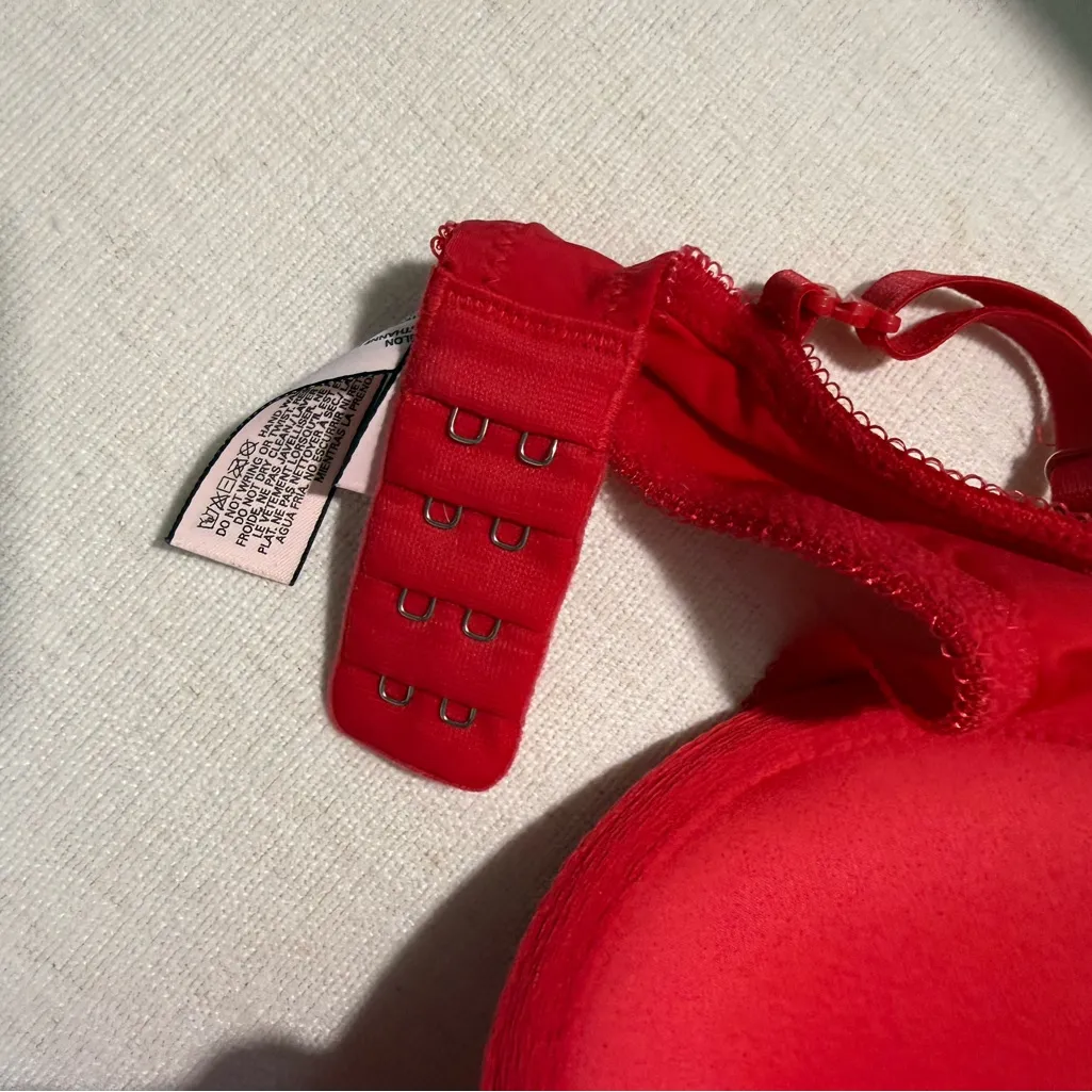 Victoria's Secret Dream Angels Red Lace Bra - Image 3