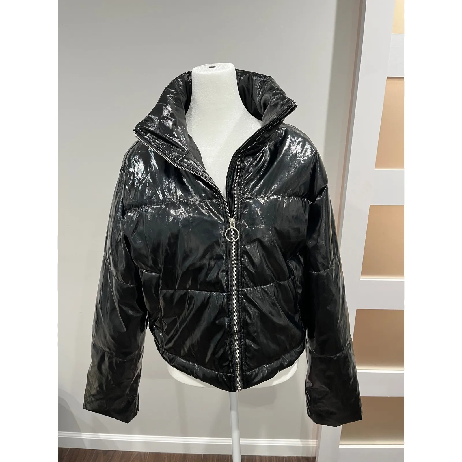 WISHFUL THINKING Black Patent Shiny Puffer Jacket High Neck Zip Front Womens M - Image 2