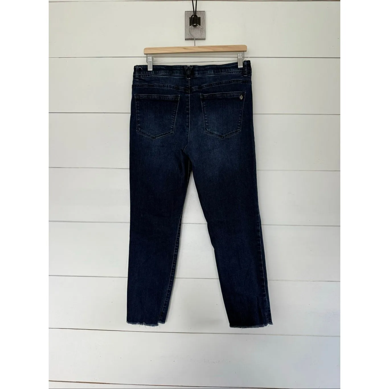 Democracy Women’s 10 Ab Solution Raw Hem Jeans Ankle Stretchy - Image 3