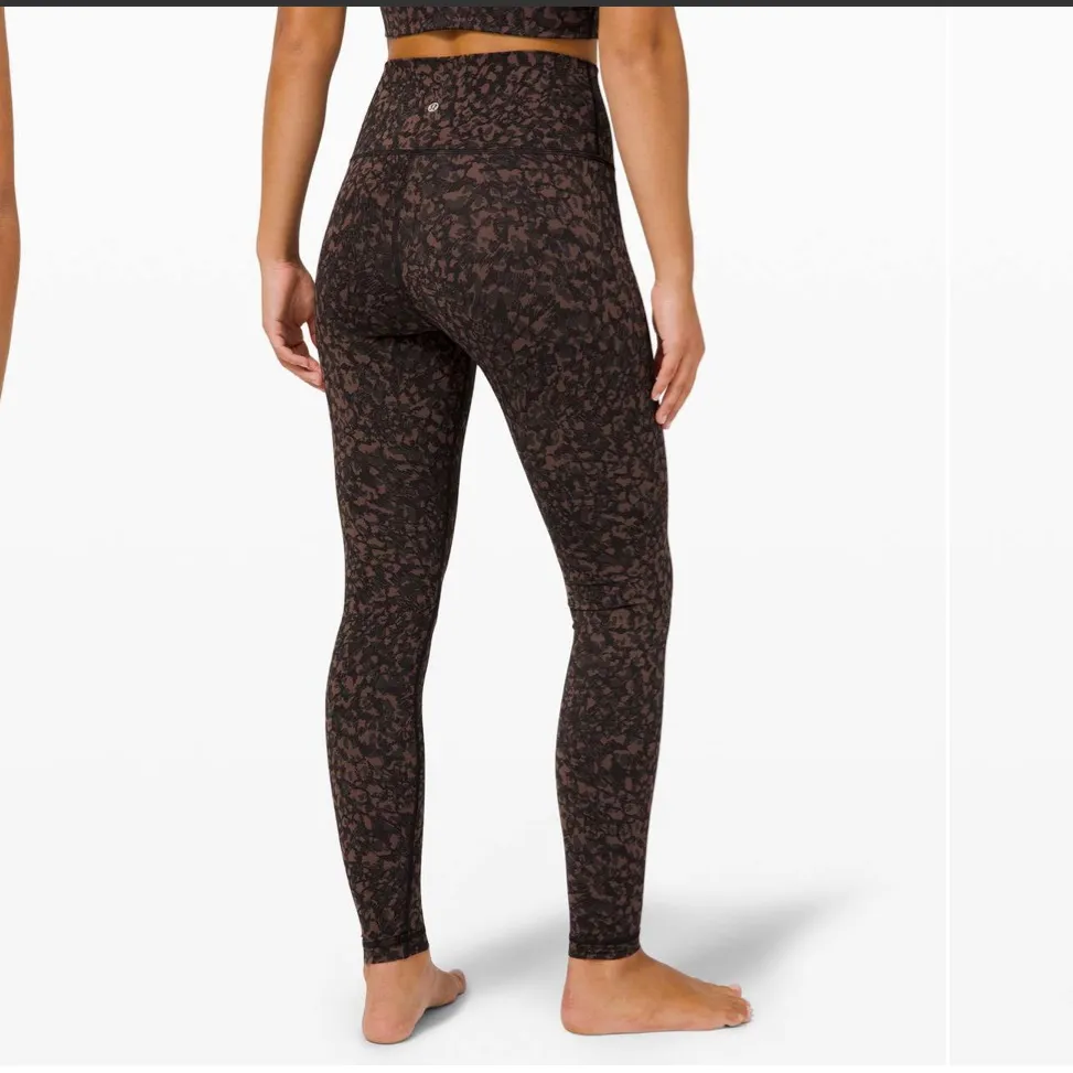 NWOT Lululemon Wunder Under High-Rise Tight 28" Size10 - Image 2