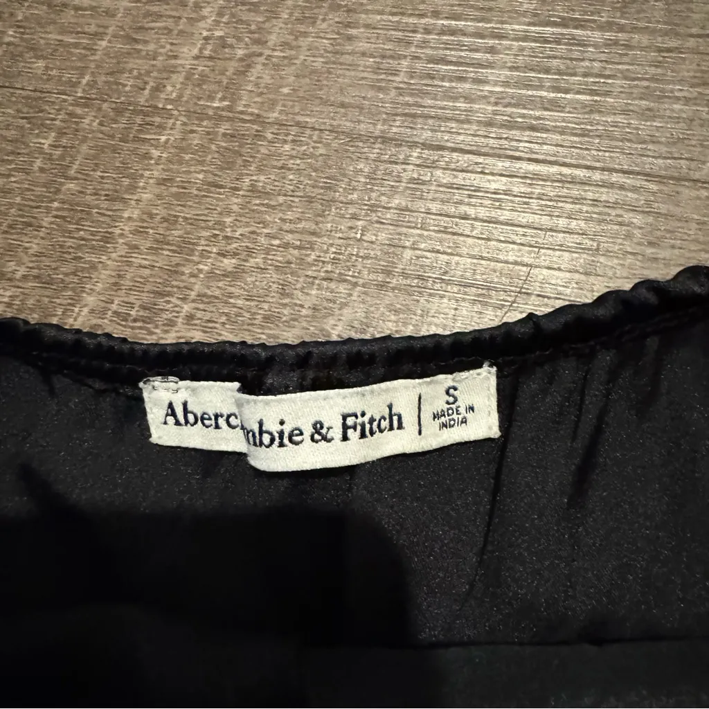 Abercrombie & Fitch Black Satin Chiffon High Neck Bodysuit - Image 4